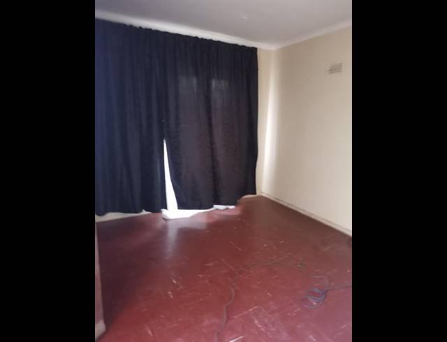 2 BEDROOM PROPERTY TO RENT IN BOOYSEN PARK